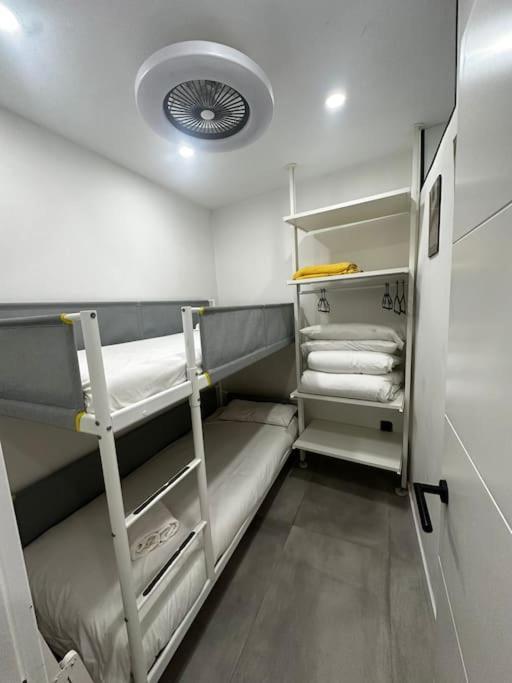 Acogedor Loft En Malasana Madrid Luaran gambar